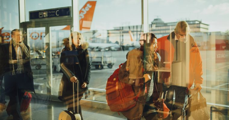 So überbrückst du lange Weile am Flughafen